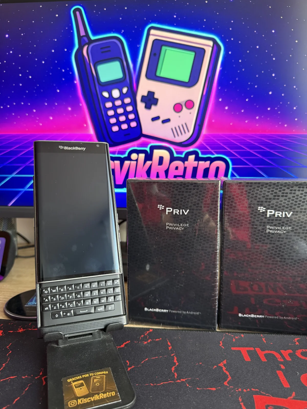 Blackberry Priv — vista frontal