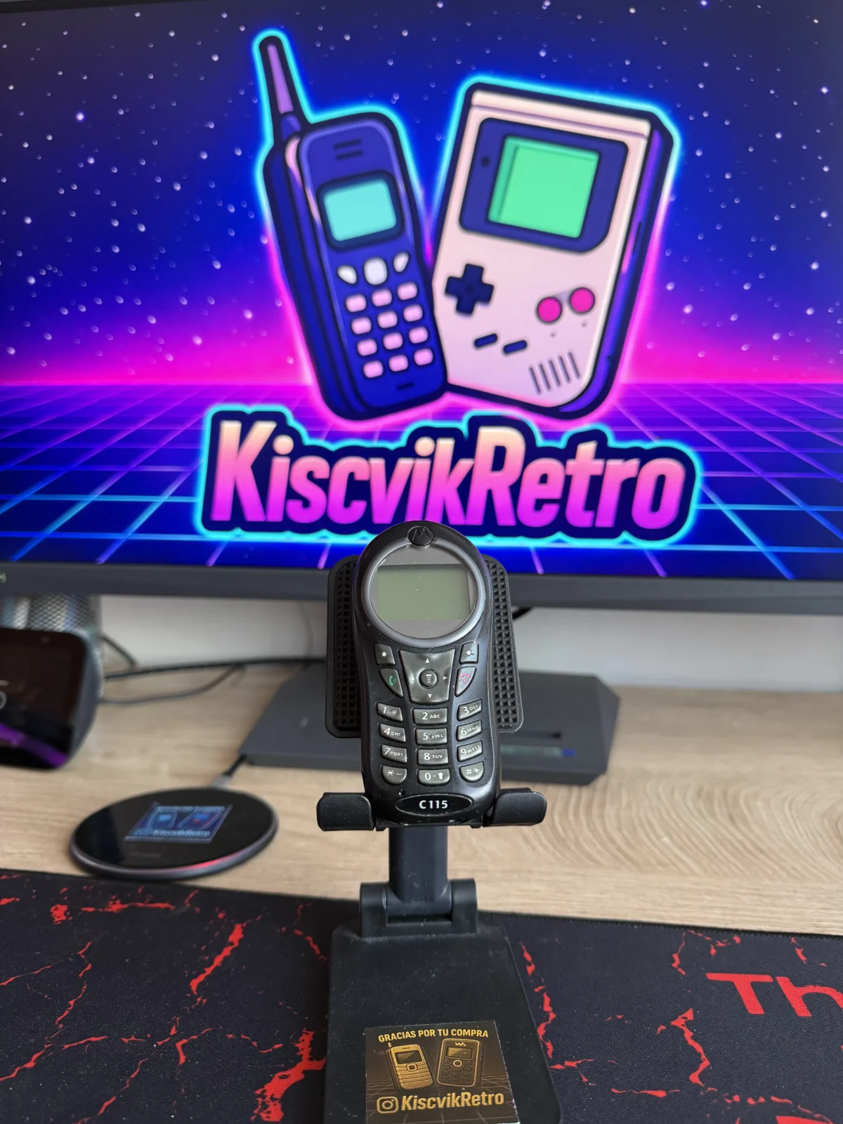 Motorola C115 — vista frontal