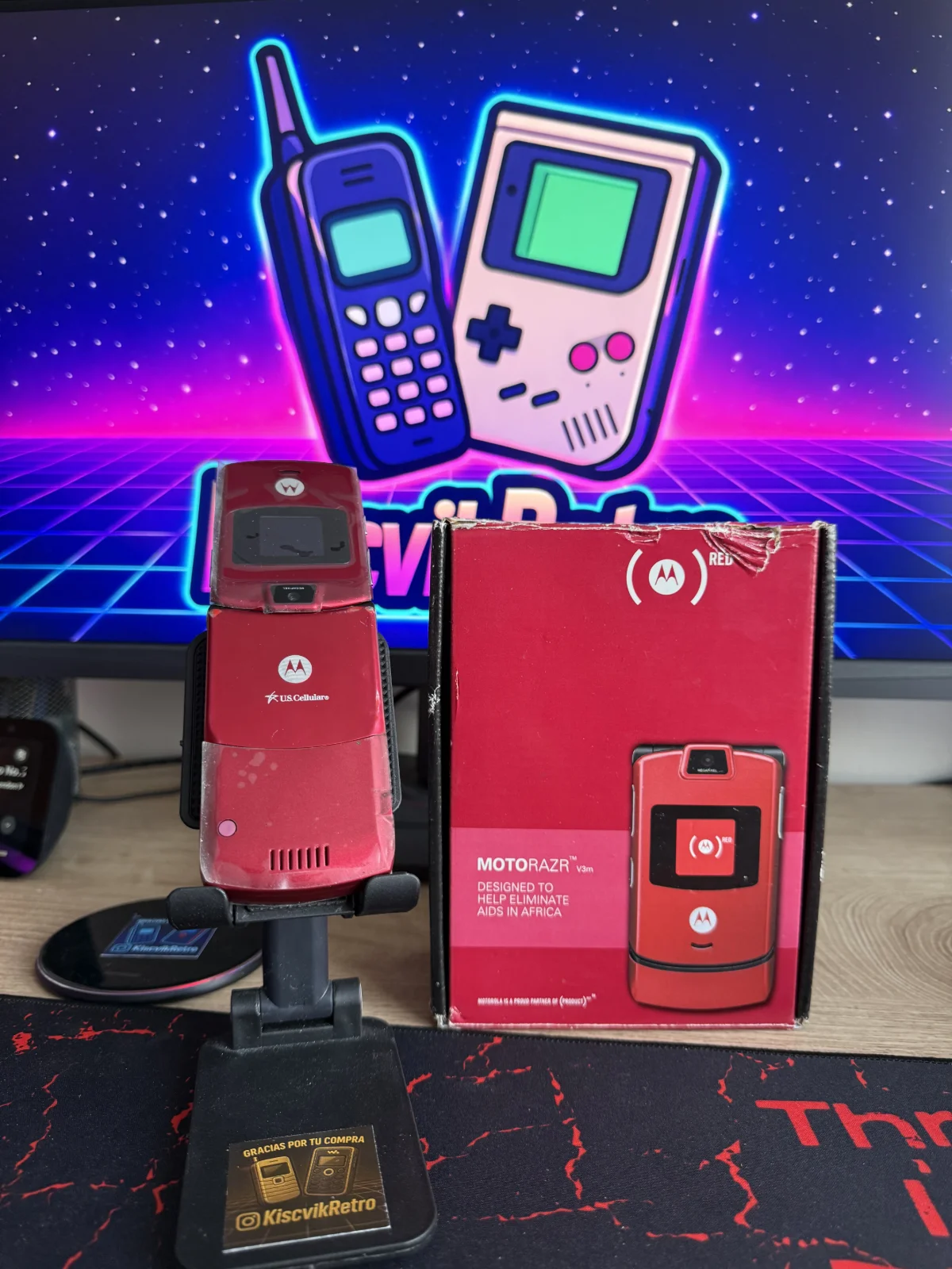 Motorola V3 Product Red — vista trasera