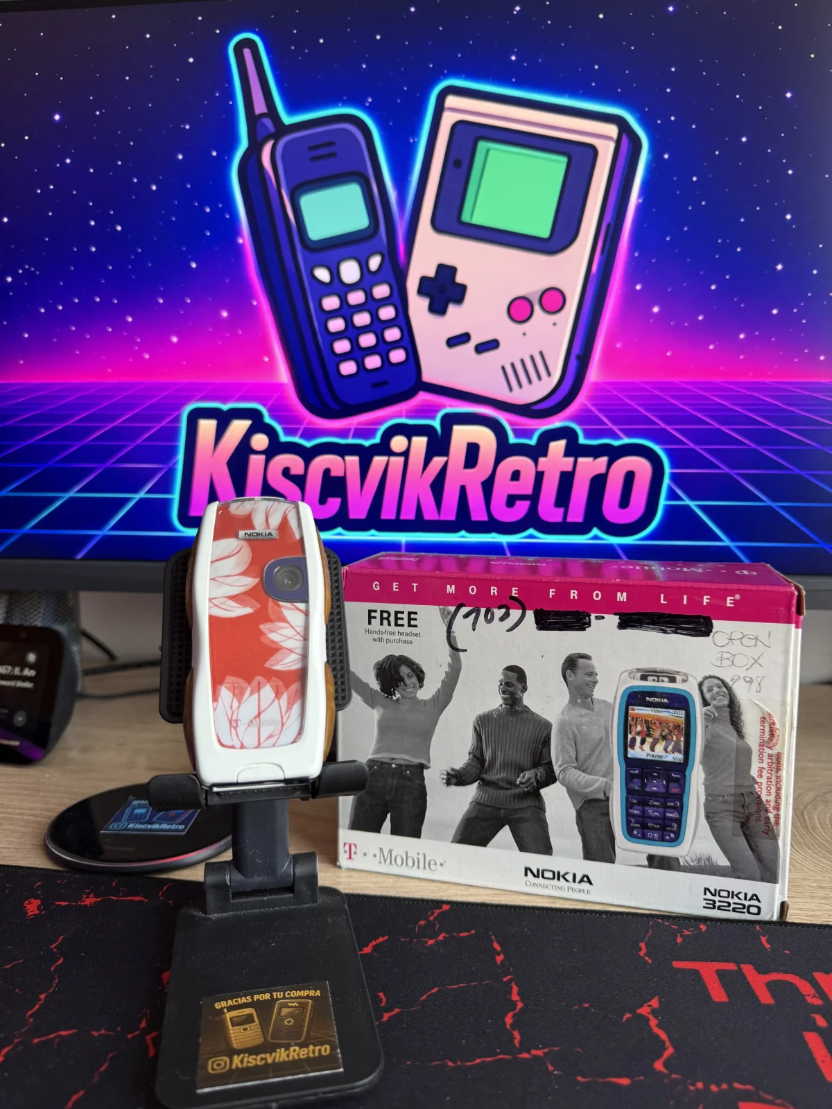 Nokia 3220 — vista trasera