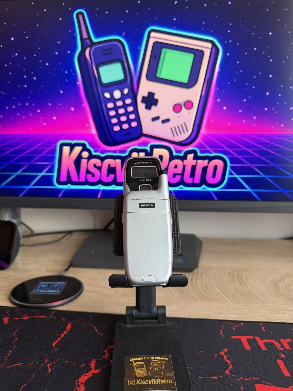 Nokia 6102 — vista trasera