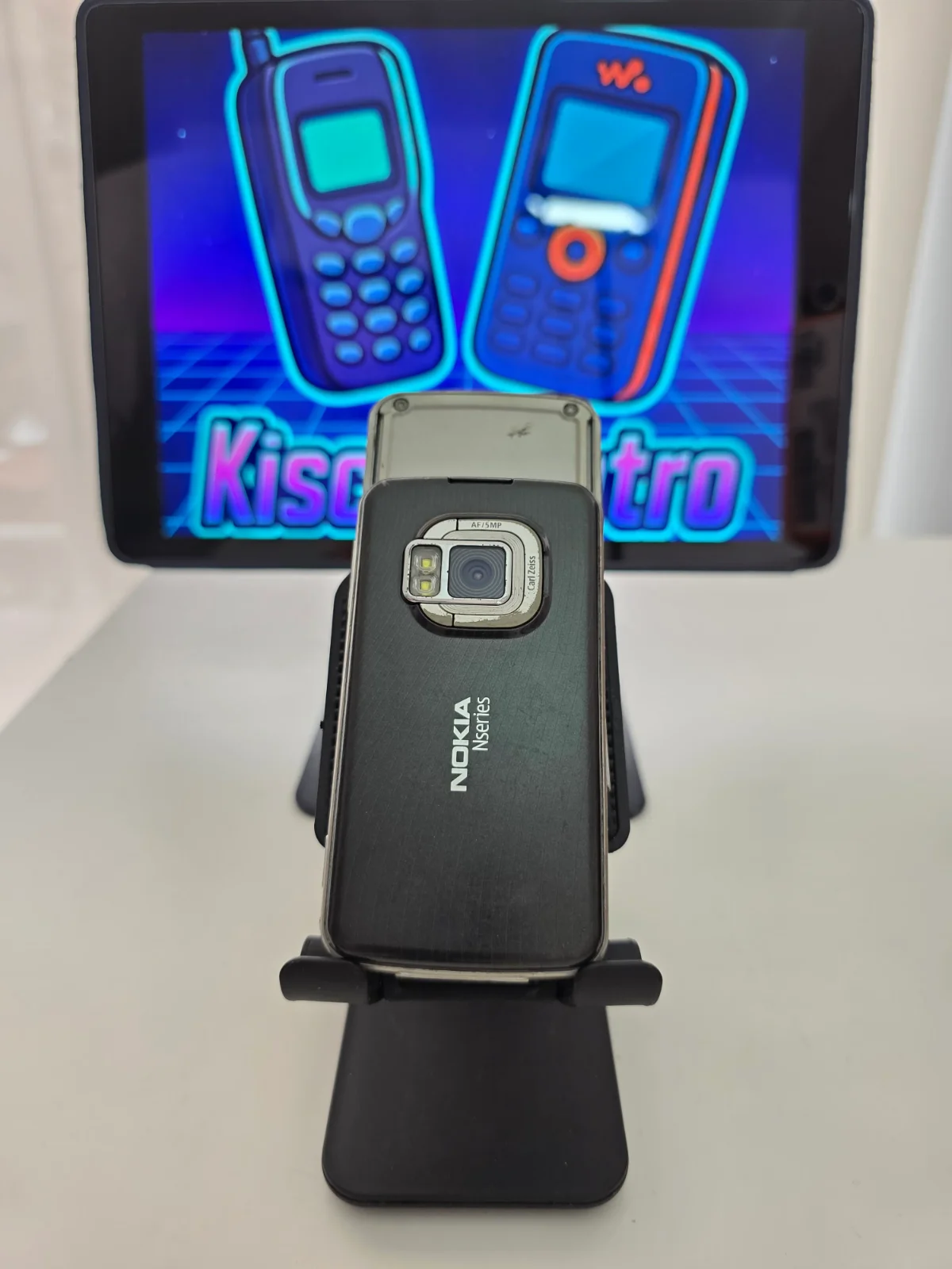 Nokia N96 — vista trasera