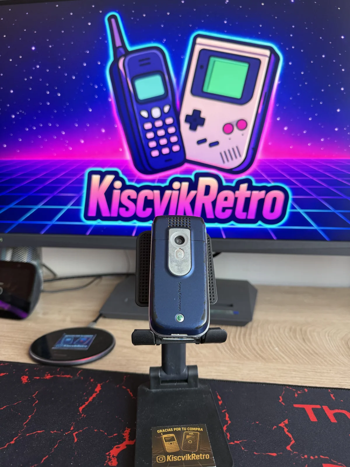 Sony ericsson K300 — vista trasera